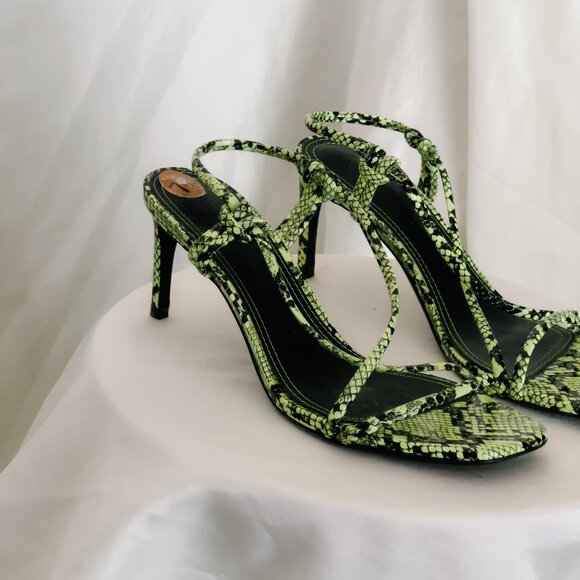 Green Snakeskin Heels from Bershka - Picture 6 of 10